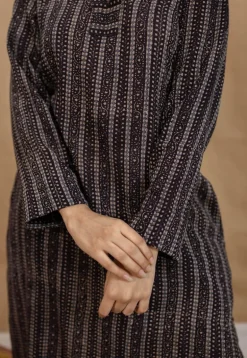 Aamani Black Ajrakh Crush Cotton Straight Kurta