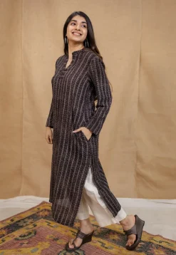 Aamani Black Ajrakh Crush Cotton Straight Kurta