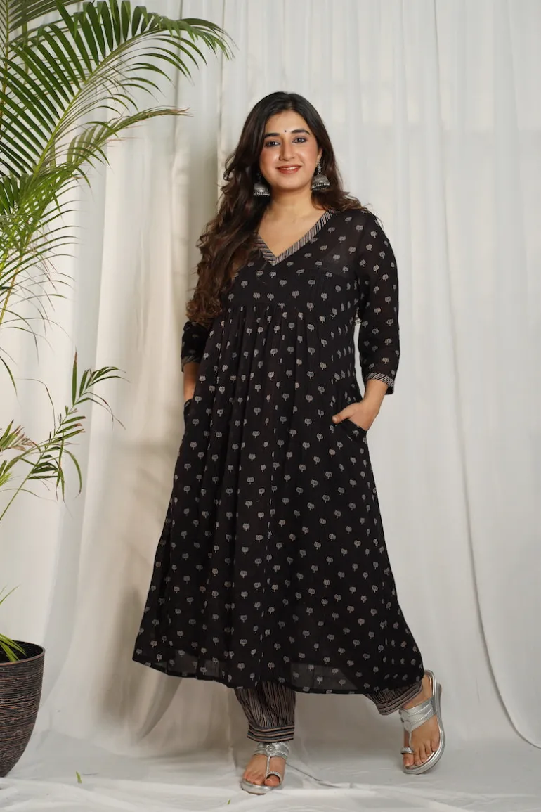 Ajrakh Lotus Pleated Mul Kurta