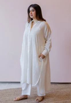 Asha Off White Jamdani Handloom Cotton Anti-Fit Kurta