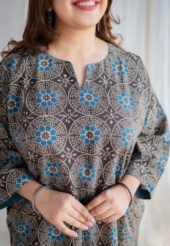 Asiya Ajrakh Jhabba Kali Cotton Kurta