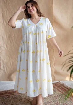 Azlin Dabu Slub Cotton Hand Embroidered Dress