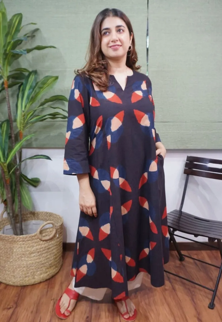 Black Clamp Dyed Cotton Kali Kurta