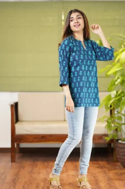 Cera Dabu Floral Cotton Short Top