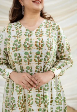 Ditya White Batik Cotton Kurta