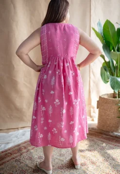 Erah Dabu Slub Cotton Hand Embroidered Dress