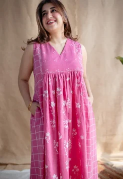 Erah Dabu Slub Cotton Hand Embroidered Dress
