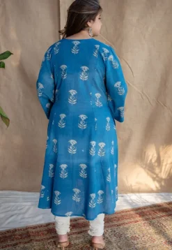 Eshma Dabu Slub Cotton Kali Kurta