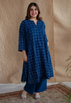 Falaq Indigo Jhabba Kali Dabu Slub Cotton Kurta