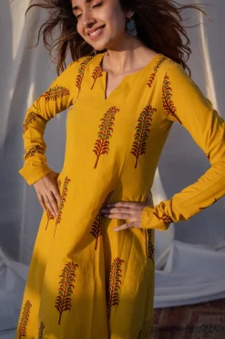 Fatima Ajrakh Kali Cotton Kurta
