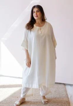 Geet Off White Solid Handloom Cotton Anti-Fit Kurta