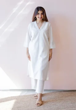 Hemali White Solid Handloom Cotton Straight Kurta