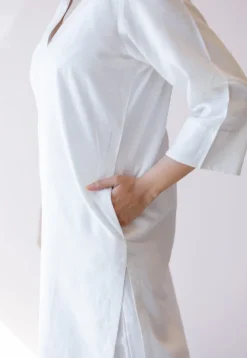 Hemali White Solid Handloom Cotton Straight Kurta
