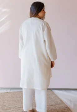 Hina Off White Solid Handloom Cotton Anti-Fit Kurta