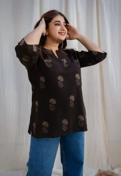 Izah Dabu Slub Cotton Top