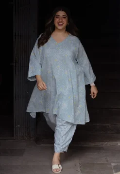 Jazmin Sky Blue Hand Block Print Slub Cotton Anti-Fit Kurta with Hand Embroidery