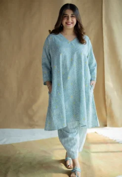 Jazmin Sky Blue Hand Block Print Slub Cotton Anti-Fit Kurta with Hand Embroidery
