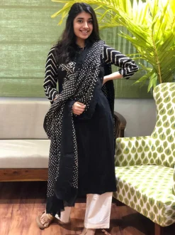 Kashvi Black Bandhej Kurta + Dupatta