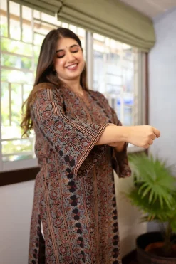 Kusha Floral Border Jaal Ajrakh Cotton Kurta