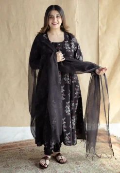 Miral Black Solid Slub Cotton Churidar