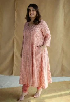 Miral Coral Solid Slub Cotton Churidar