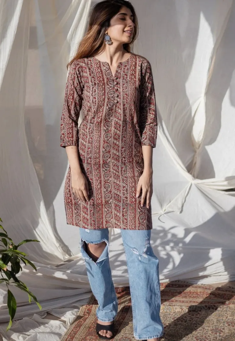 Naveli Kalamkari Cotton Kurta