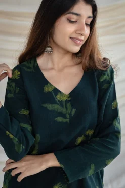 Neha Slub Cotton Kurta