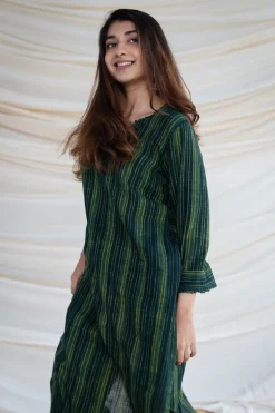 Nimi Slub Cotton Striped Kurta