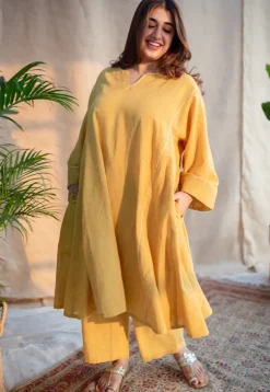 Nyra Slub Cotton Embroidered Jhabba Kali Kurta