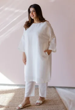 Prerna White Solid Handloom Cotton Linen Anti-Fit Kurta