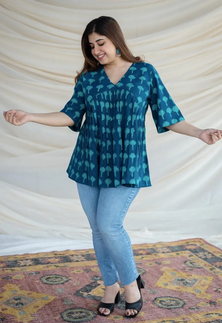 Purvi Dabu Cotton Top