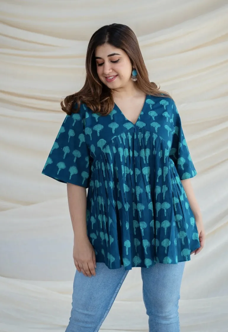 Purvi Dabu Cotton Top
