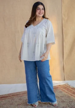 Purvi White Dabu Slub Cotton A Line Short Top