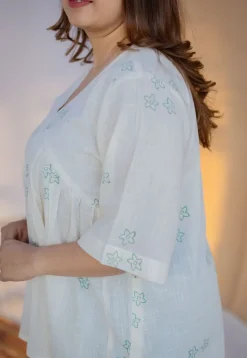 Purvi White Dabu Slub Cotton A Line Short Top