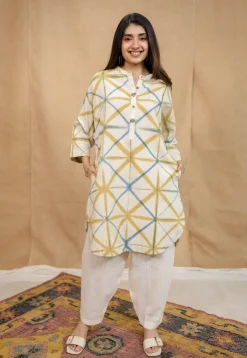 Raiha White Clamp Dyed Linen Cotton Loose Kurta