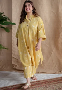 Riham Dabu Slub Cotton Hand Embroidered Co-ord Set