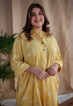 Riham Dabu Slub Cotton Hand Embroidered Co-ord Set