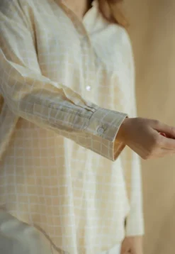 Ruhi Cream Hand Block Print Slub Cotton Anti-Fit Shirt