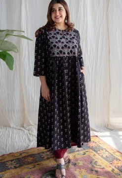 Ruwaa Ajrakh Cotton Kurta