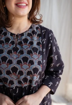Ruwaa Ajrakh Cotton Kurta