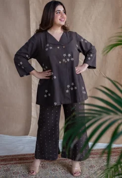 Samita Charcoal Straight Dabu Slub Cotton Co-ord Set (Set of 2)