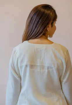 Sana Off White Solid Handloom Cotton Anti-Fit Kurta