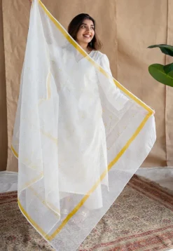 Seira Dabu Slub Cotton Hand Embroidered Kurta