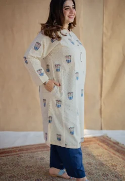 Shirin Off White Ajrakh Cotton Straight Kurta