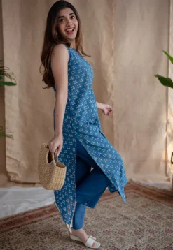 Shiza Blue Straight Dabu Slub Cotton Kurta