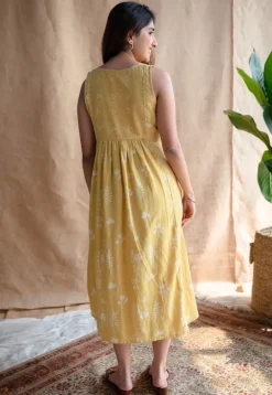 Shyza Dabu Slub Cotton Hand Embroidered Dress