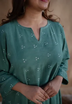 Sireen Dabu Slub Cotton Hand Embroidered Kali Kurta