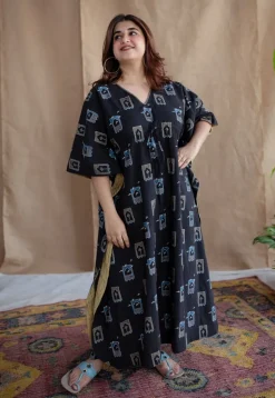 Sona Charcoal Ajrakh Cotton Anti-Fit Kaftan