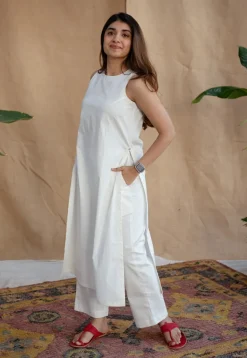 TIECO DyeVerse - White Poplin Cotton Embroidered Kurta