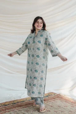Tishna White Ajrakh Cotton Straight Kurta